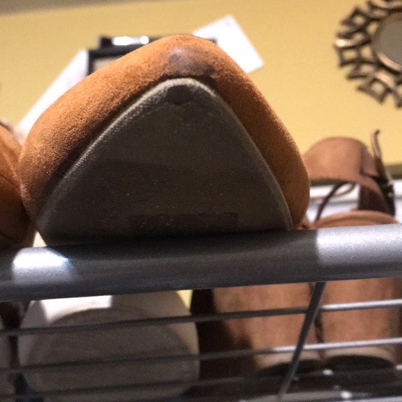 Super cute brown flats with fringe! - Picture 10 of 10